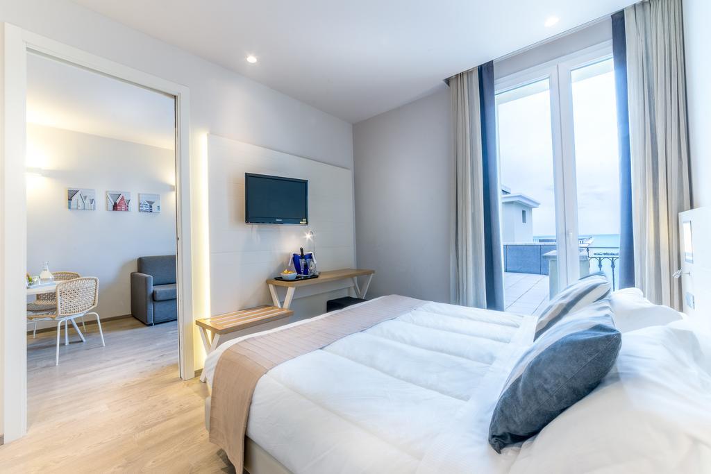Hotel Agostini Μπελάρια-Ιτζέα Μαρίνα Εξωτερικό φωτογραφία